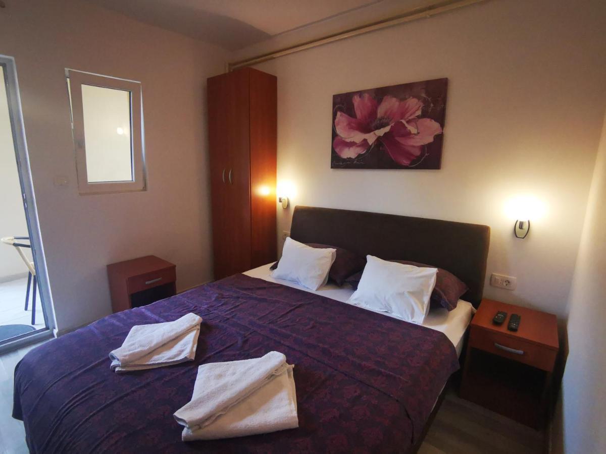Radovic Apartments بودفا المظهر الخارجي الصورة