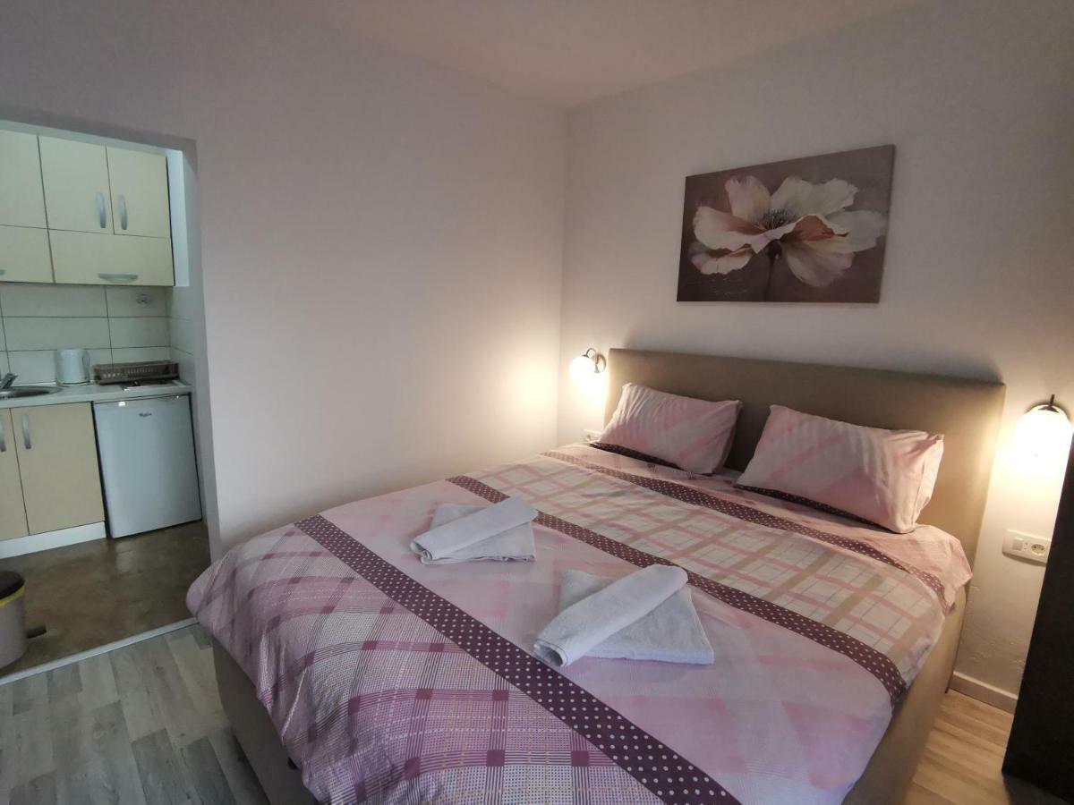 Radovic Apartments بودفا المظهر الخارجي الصورة